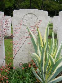 Etaples Military Cemetery - Stewart, Herbert James